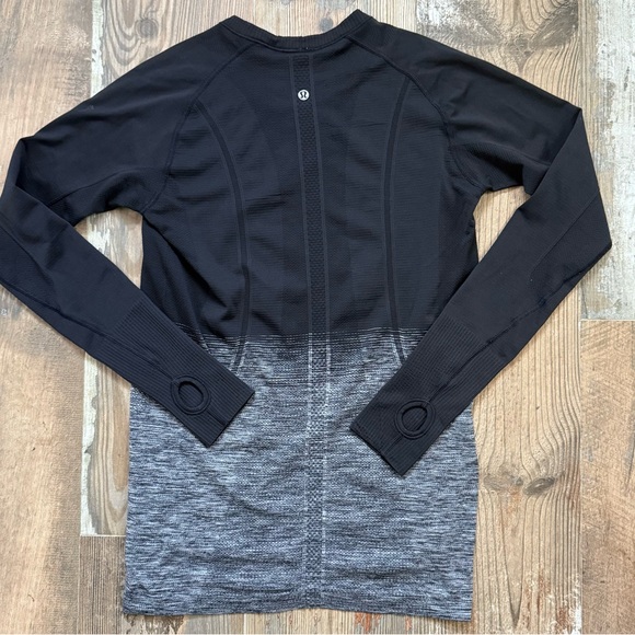 Lululemon Swiftly Tech Long Sleeve Crew - Picture 5 of 9